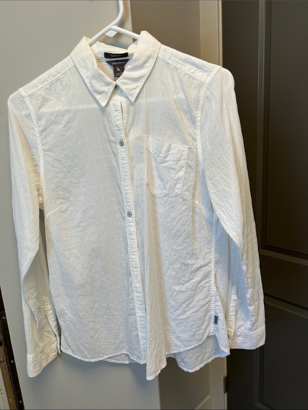 Eddie Bauer white button down textured shirt